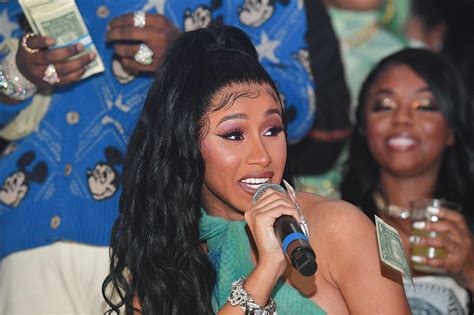 cardi b instagram leak|Cardi B explains how she accidentally leaked nude photo on。